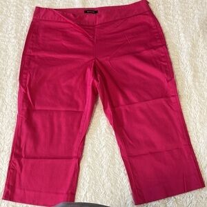 Express Capri pants Barbie Pink